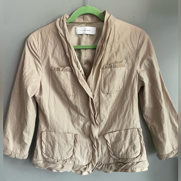 Tahari Jackets & Blazers - TAHARI BLAZER